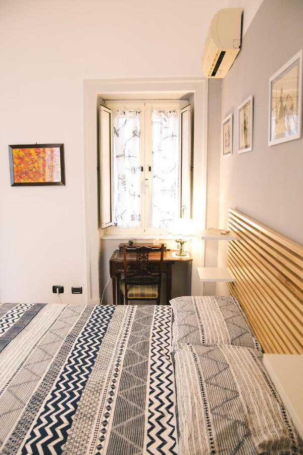 La Casa Del Nespolo, 2 Terrazzi E 2 Bagni In Centro Lejlighed Napoli Eksteriør billede