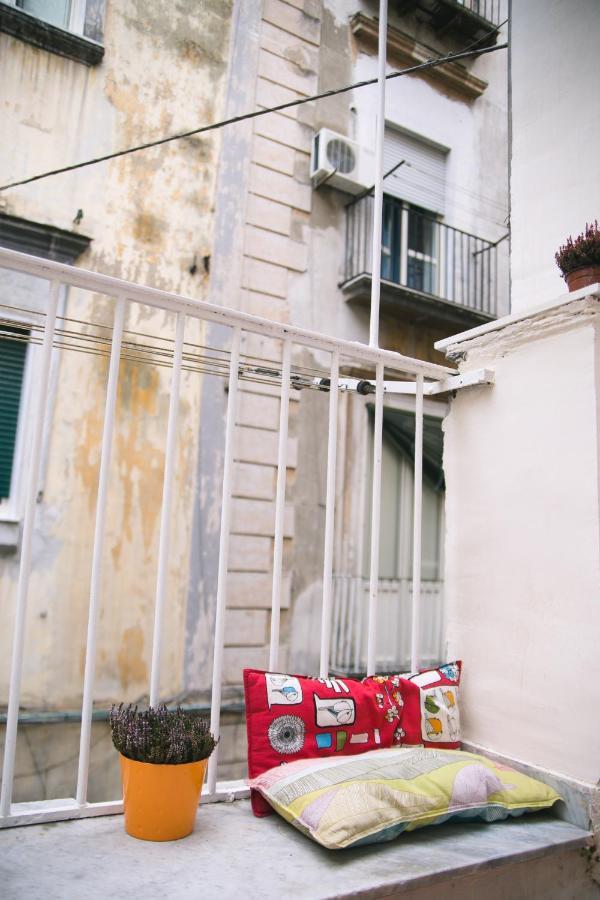La Casa Del Nespolo, 2 Terrazzi E 2 Bagni In Centro Lejlighed Napoli Eksteriør billede
